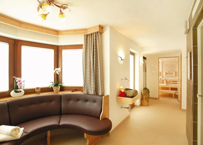 加尔尼马特豪斯霍夫公寓式酒店 3* 盖洛斯